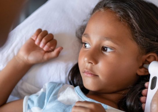 5 strange signs of earache in young children